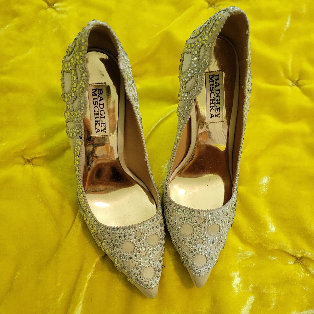 Badgley Mischka bridal heels size 6